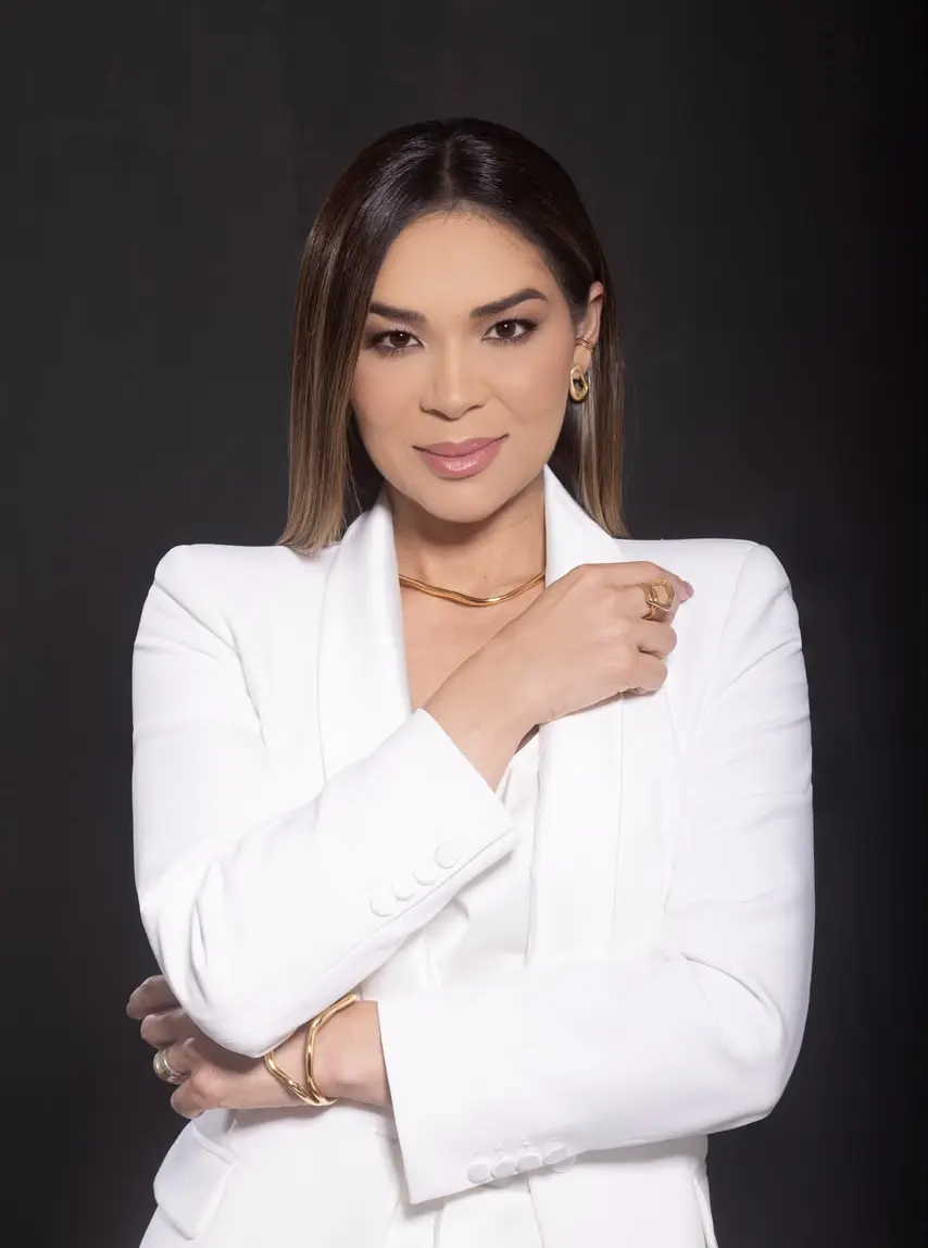 Dra. Sônia Mouzalas — enfermeira especialista em harmonização facial, criadora do Método Éclair